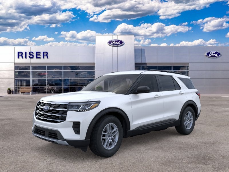 2026 Ford Explorer Active w/200A Pkg in Star White Metallic Tri-Coat — front three-quarter view