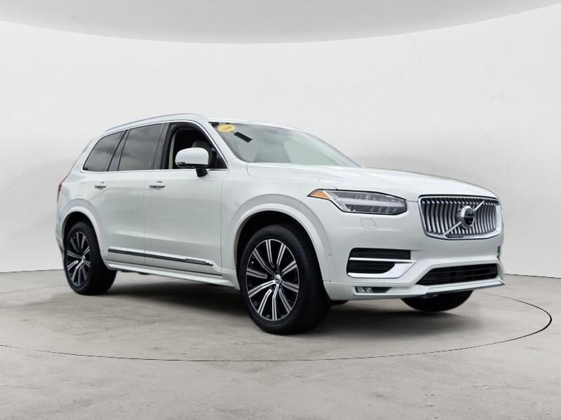 2020 Volvo XC90 Inscription in Ice White — front three-quarter view